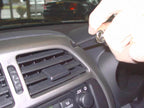 Brodit ProClip 653293 voor Toyota RAV 4 2001-2003 - montagepositie op dashboard