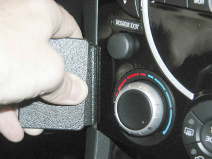 Brodit ProClip 653302 voor Mazda RX-8 2004-2007 - montagepositie op dashboard