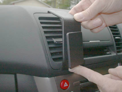 Brodit ProClip 653350 voor Subaru Outback 2003-2009, Subaru Liberty 2003-2009 en Subaru Legacy 2004-2009 - ProClip geplaatst in het voertuig