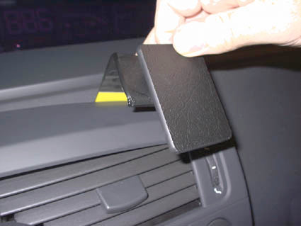 Brodit ProClip 653351 voor Renault Scénic 2004-2009 - montagepositie op dashboard
