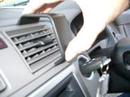Brodit ProClip 653360 voor Volvo V50 2004-2012, Volvo S40 2004-2012 e.a. - ProClip geplaatst in het voertuig