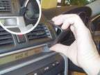 Brodit ProClip 653370 voor Mazda 3 2004-2009 - montagepositie op dashboard