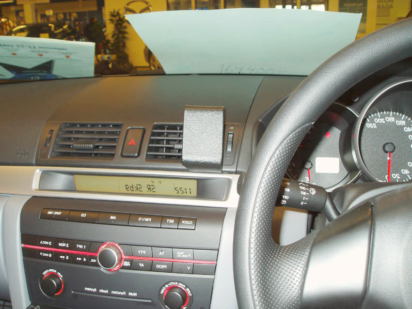 Brodit ProClip 653370 voor Mazda 3 2004-2009 - installatiepositie