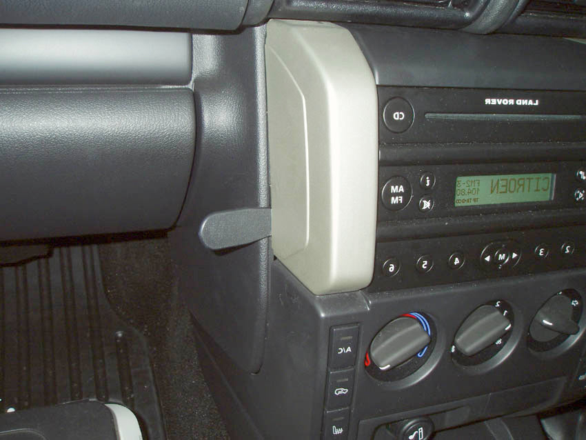 Brodit ProClip 653373 voor Land Rover Freelander 2004-2006 - montagepositie op dashboard