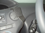 Brodit ProClip 653381 voor Toyota Yaris 2003-2005 - installatiepositie