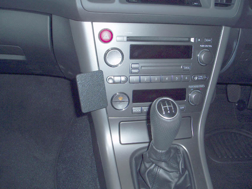 Brodit ProClip 653389 voor Subaru Outback 2003-2009, Subaru Liberty 2003-2009 en Subaru Legacy 2004-2006 - installatiepositie