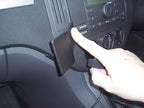Brodit ProClip 653420 voor Ford C-Max 2004-2010 - detail van dashboardmontage
