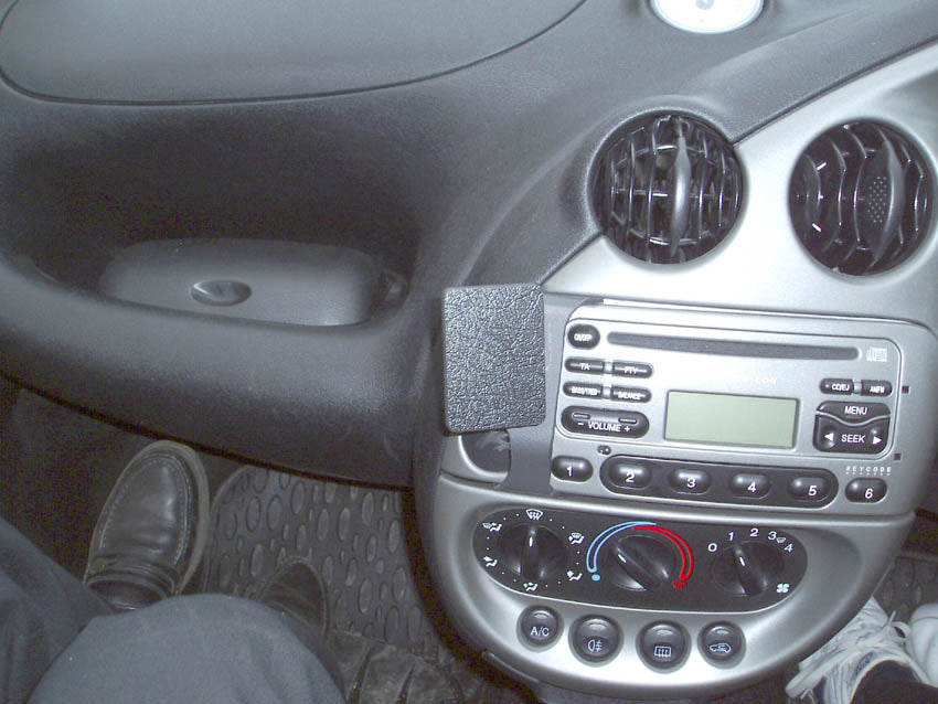 Brodit ProClip 653421 voor Ford Ka 1997-2008 - installatiepositie