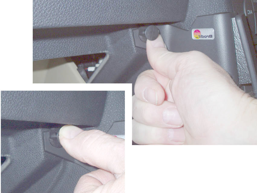 Brodit ProClip 653422 voor Ford Mondeo 2001-2007 - detail van dashboardmontage