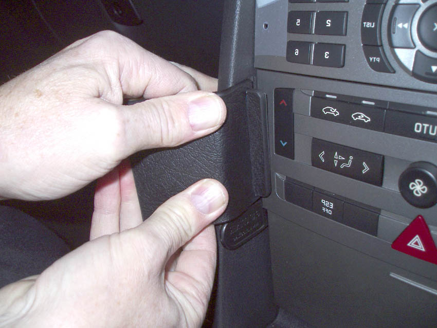 Brodit ProClip 653432 voor Peugeot 407 2004-2010 - ProClip geplaatst in het voertuig