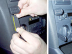 Brodit ProClip 653439 voor Audi S3 2004-2006, Audi S3 2003-2006 e.a. - montagepositie op dashboard