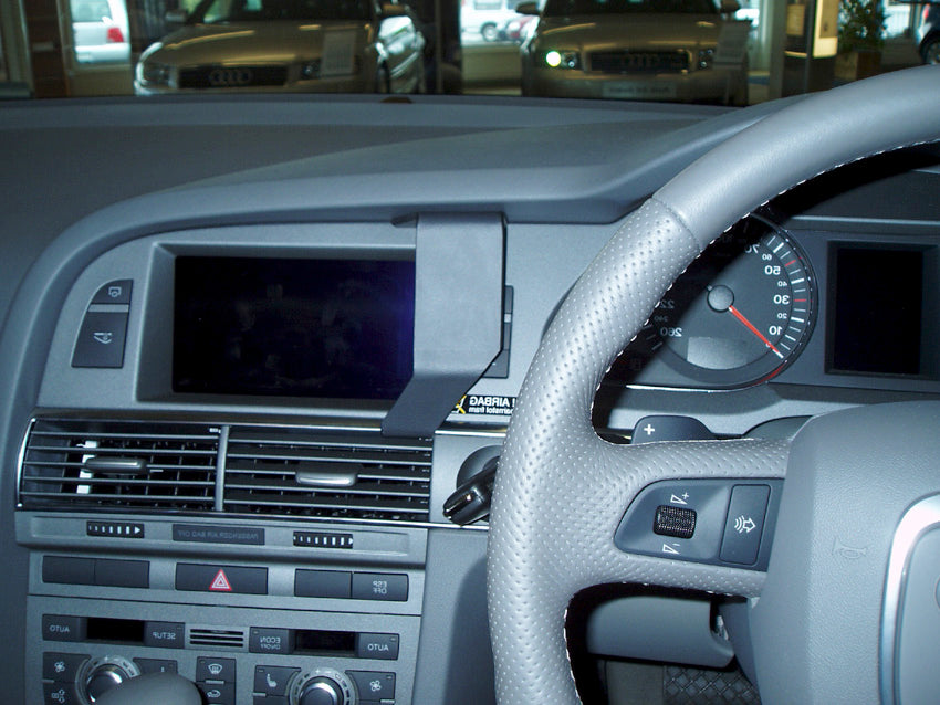 Brodit ProClip 653483 voor Audi S6 2004-2009 en Audi A6 2004-2009 - installatiepositie