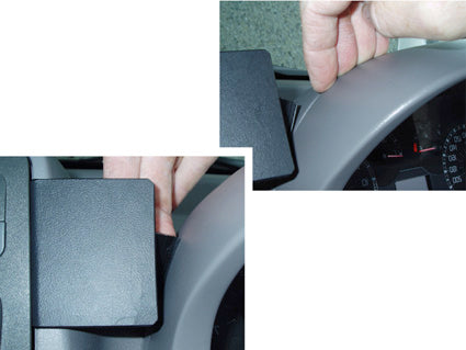 Brodit ProClip 653493 voor Fiat Panda 2004-2007 - detail van dashboardmontage