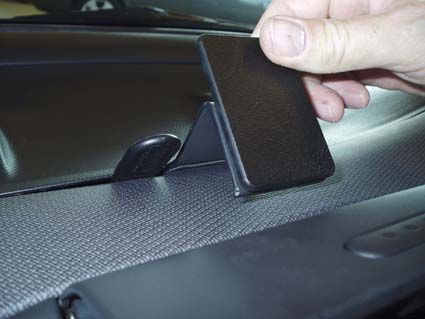 Brodit ProClip 653498 voor Nissan Micra 2003-2010 - ProClip geplaatst in het voertuig