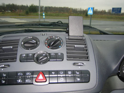 Brodit ProClip 653569 voor Mercedes Benz Vito 2004-2014, Mercedes Benz Viano 2004-2014 en Mercedes Benz V-Class 2004-2014 - installatiepositie