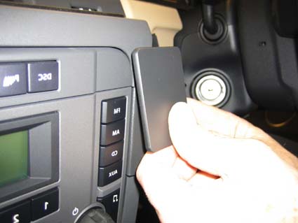 Brodit ProClip 653572 voor Land Rover LR3 2005-2009 en Land Rover Discovery 3 2005-2009 - ProClip geplaatst in het voertuig