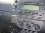Brodit ProClip 653610 voor Volkswagen Tiguan 2008-2009 en Volkswagen Golf Plus 2005-2009 - installatiepositie