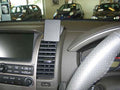 Brodit ProClip 653613 voor Nissan Pathfinder 2005-2010, Nissan Navara 2006-2010 en Nissan King Cab 2007-2010 - installatiepositie