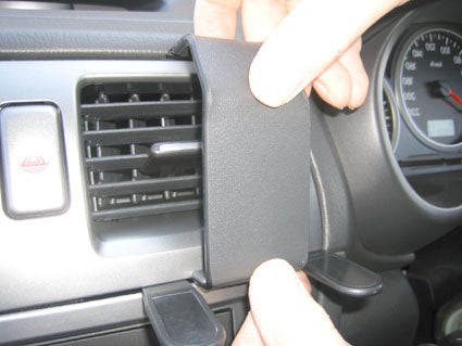 Brodit ProClip 653615 voor Subaru Impreza 2005-2007 - ProClip geplaatst in het voertuig
