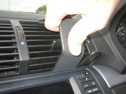 Brodit ProClip 653656 voor BMW X5 2000-2006 - montagepositie op dashboard