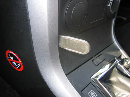 Brodit ProClip 653677 voor Suzuki Grand Vitara 2005-2015 - montagepositie op dashboard