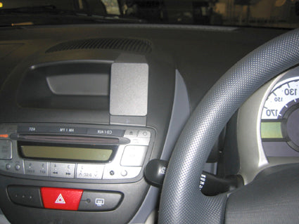 Brodit ProClip 653716 voor Citroen C1 2006-2014, Peugeot 107 2006-2014 en Toyota AYGO 2006-2014 - installatiepositie