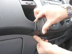 Brodit ProClip 653722 voor Toyota HiLux 2006-2011 - detail van dashboardmontage