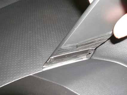 Brodit ProClip 653735 voor Nissan Note 2006-2012 - montagepositie op dashboard