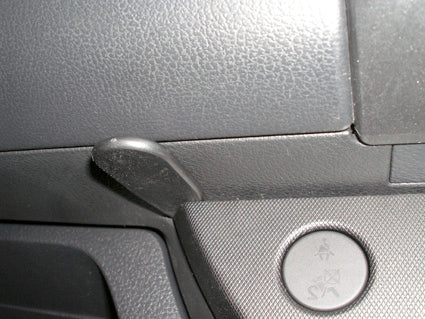 Brodit ProClip 653736 voor Nissan Note 2006-2012 - montagepositie op dashboard