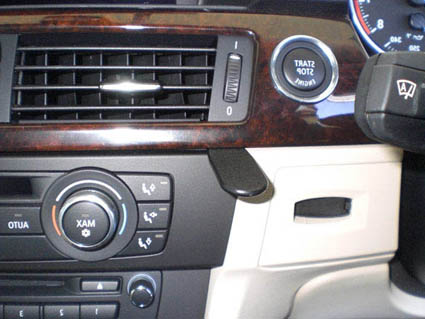 Brodit ProClip 653737 voor BMW 3-series E90, E91, E92, E93 2005-2012 - montagepositie op dashboard
