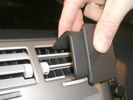 Brodit ProClip 653741 voor Toyota Yaris 2006-2011 - ProClip geplaatst in het voertuig