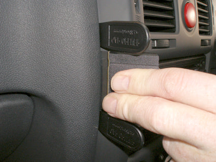 Brodit ProClip 653748 voor Hyundai Getz 2006-2010 - montagepositie op dashboard