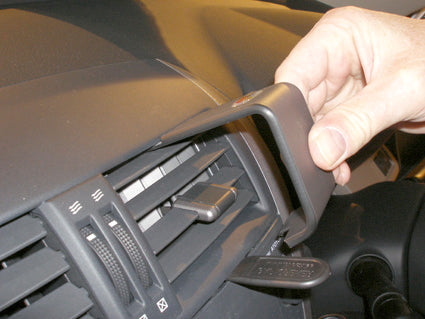 Brodit ProClip 653753 voor Toyota RAV 4 2006-2012 - ProClip geplaatst in het voertuig
