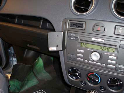 Brodit ProClip 653798 voor Ford Fusion 2006-2012 - installatiepositie
