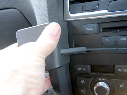 Brodit ProClip 653813 voor Audi Q7 2006-2015 - ProClip geplaatst in het voertuig