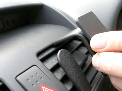 Brodit ProClip 653883 voor Fiat Sedici 2007-2009 en Suzuki SX4 2007-2010 - ProClip geplaatst in het voertuig