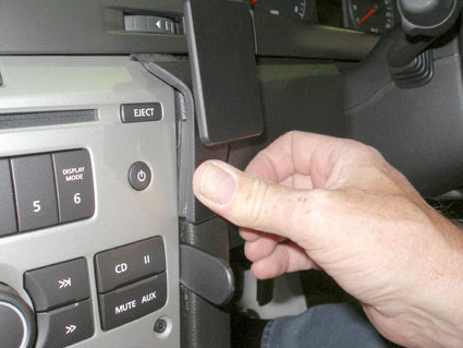 Brodit ProClip 653888 voor Holden Commodore Omega 2007-2010 - ProClip geplaatst in het voertuig