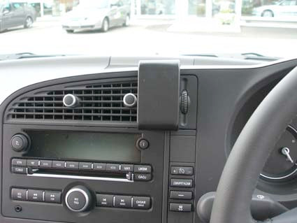 Brodit ProClip 653901 voor Saab 9-3 2007-2008 en Saab 9-3 2009-2011 - installatiepositie