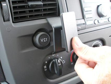 Brodit ProClip 653905 voor Ford Transit Tourneo 2007-2013 en Ford Transit 2007-2013 - ProClip geplaatst in het voertuig