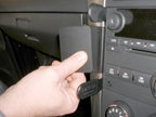 Brodit ProClip 653954 voor Chevrolet Captiva 2007-2011 en Holden Captiva 2007-2011 - ProClip geplaatst in het voertuig