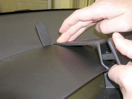 Brodit ProClip 653958 voor Kia Ceed 2007-2009 - detail van dashboardmontage