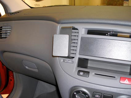 Brodit ProClip 653964 voor Kia Rio 2006-2011 - installatiepositie