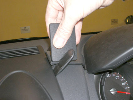 Brodit ProClip 653965 voor Nissan Qashqai +2 2009-2013, Nissan Qashqai 2007-2013 en Nissan Dualis 2007-2015 - ProClip geplaatst in het voertuig