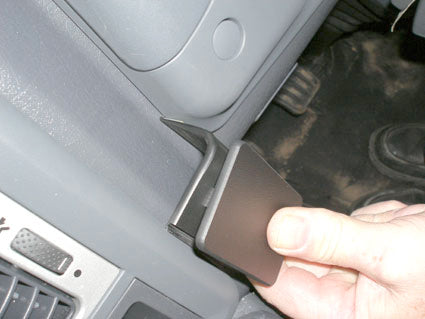 Brodit ProClip 653971 voor Iveco Euro Cargo 2005-2009 - montagepositie op dashboard