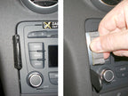 Brodit ProClip 653991 voor Audi S3 2007-2013 en Audi A3 2007-2012 - ProClip geplaatst in het voertuig