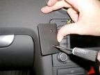 Brodit ProClip 653991 voor Audi S3 2007-2013 en Audi A3 2007-2012 - detail van dashboardmontage