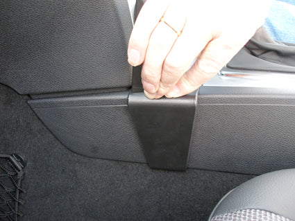 Brodit ProClip 653994 voor Mercedes Benz C-Class (180-320) 2007-2010 - ProClip geplaatst in het voertuig