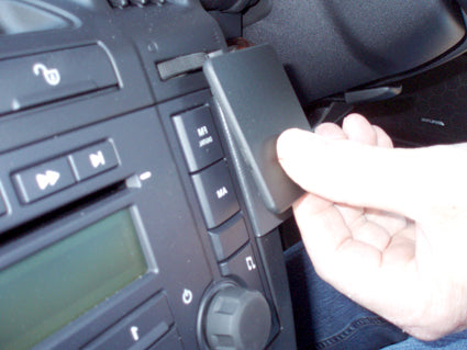 Brodit ProClip 654004 voor Land Rover Freelander 2 2007-2013 - ProClip geplaatst in het voertuig