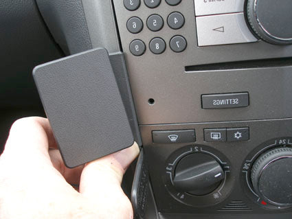 Brodit ProClip 654054 voor Holden Captiva Max 2007-2011 en Vauxhall Antara 2007-2017 - ProClip geplaatst in het voertuig