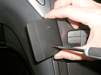 Brodit ProClip 654056 voor Ford Mondeo 2008-2014 - detail van dashboardmontage